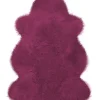 Australisches Lammfell Waldbeere 68 x 100 cm
