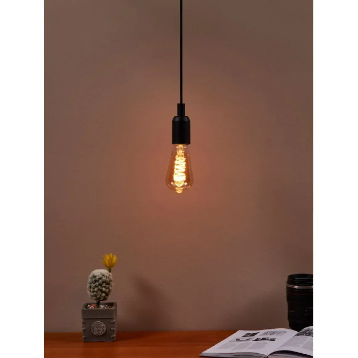 EGLO E27 LED Filament Leuchtmittel Amber