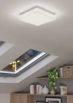 EGLO LED Deckenleuchte Ferentino 28 x 28 cm