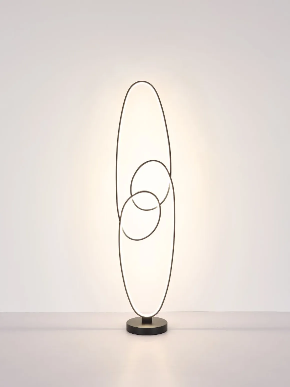 Globo LED Stehlampe Spira