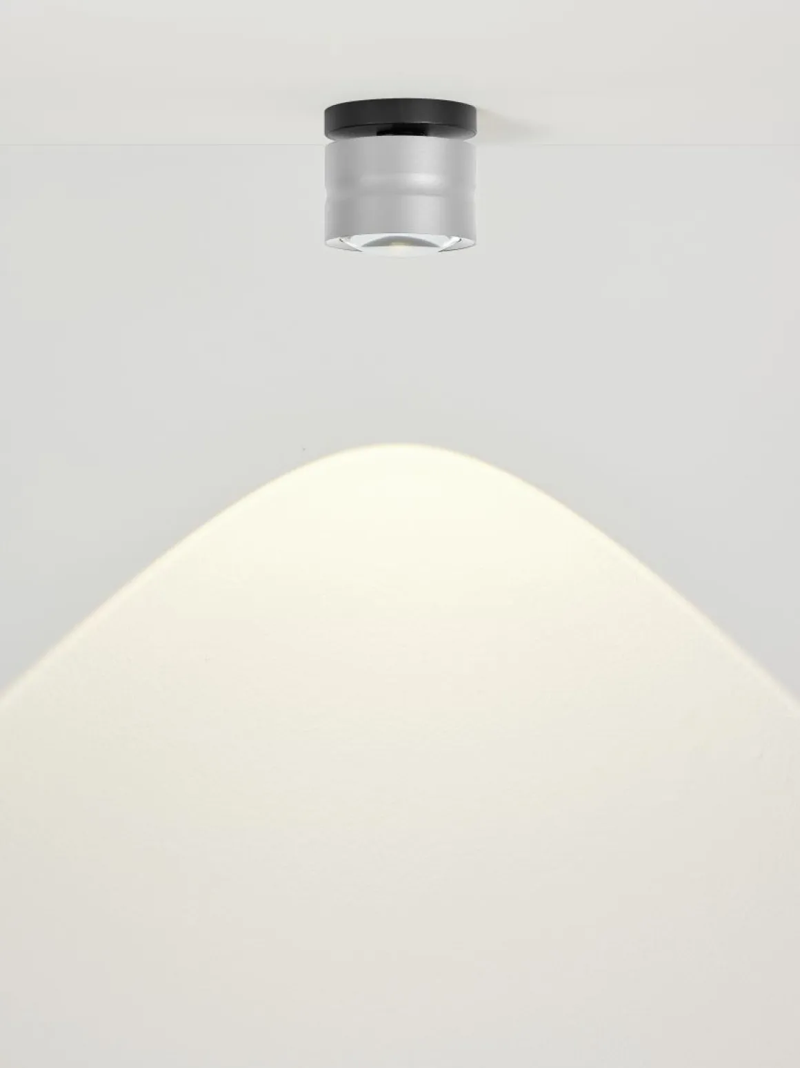 HELL LED Deckenlampe Mika Alu