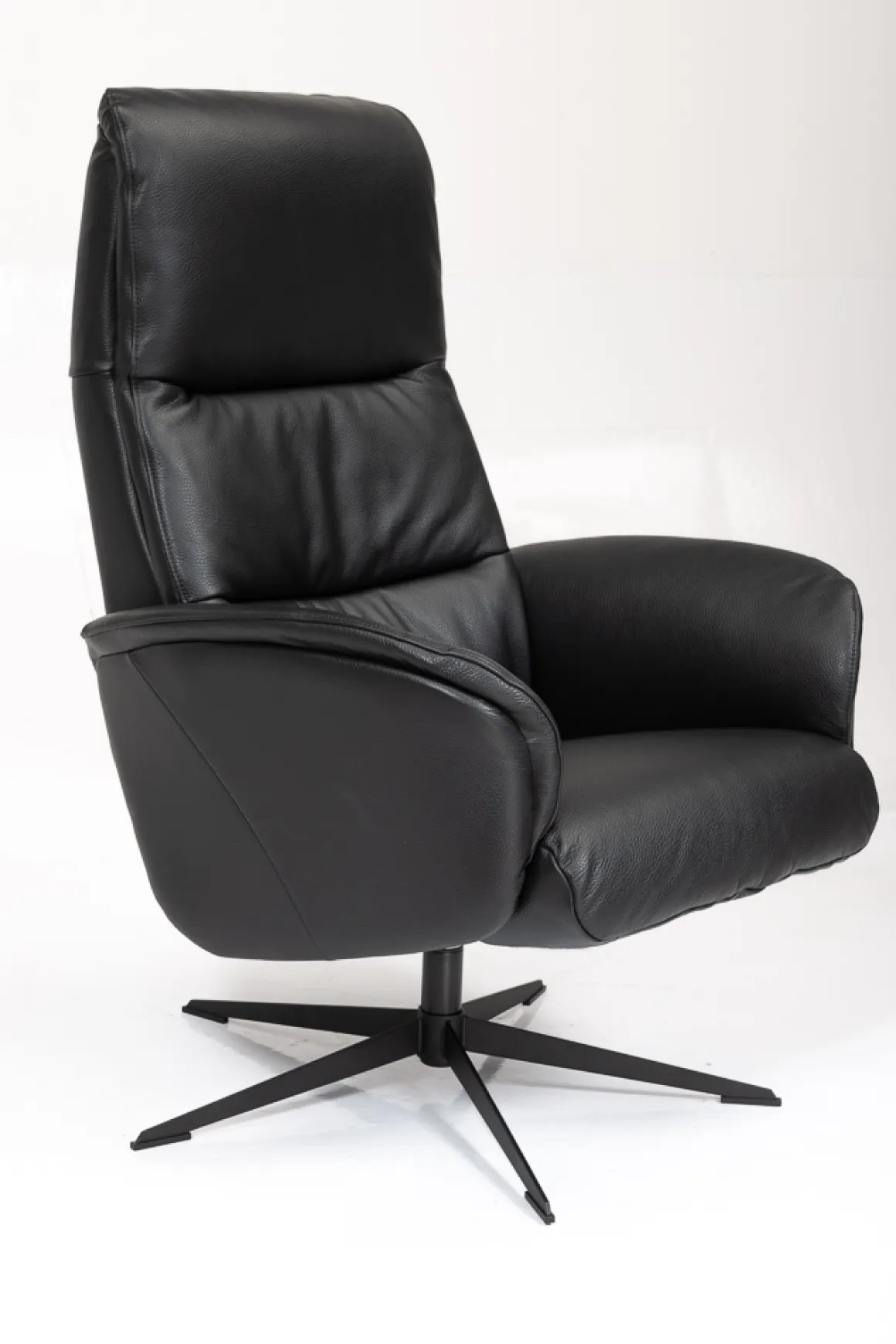 Hjort Knudsen Sessel 3408 mit Hocker 3308