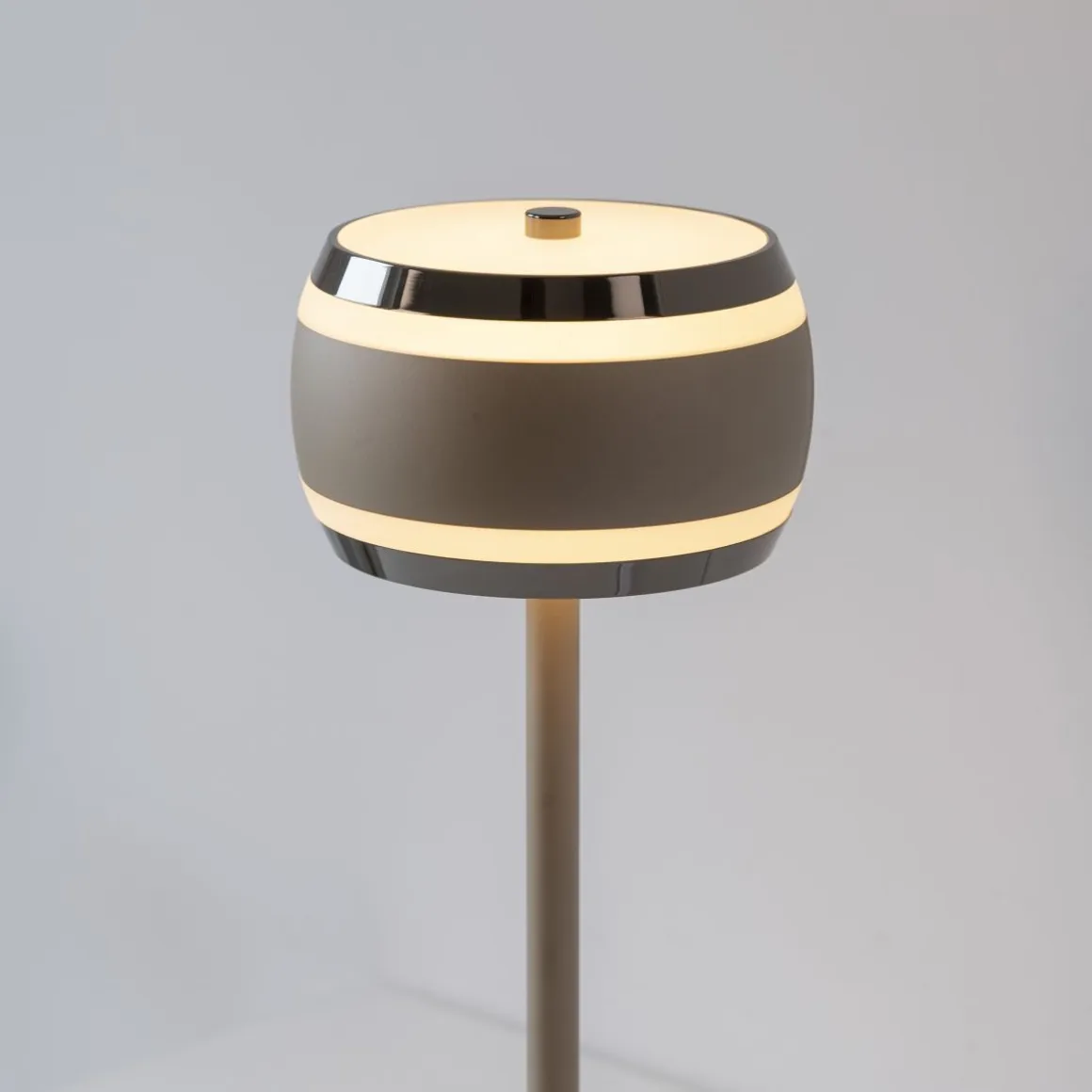 Neuhaus Pure AKKU Tischlampe Falling Rings Bronzefarben