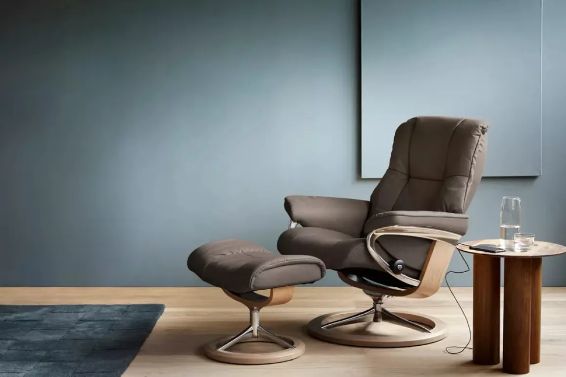 Stressless Sessel Mayfair Signature mit Hocker Braun
