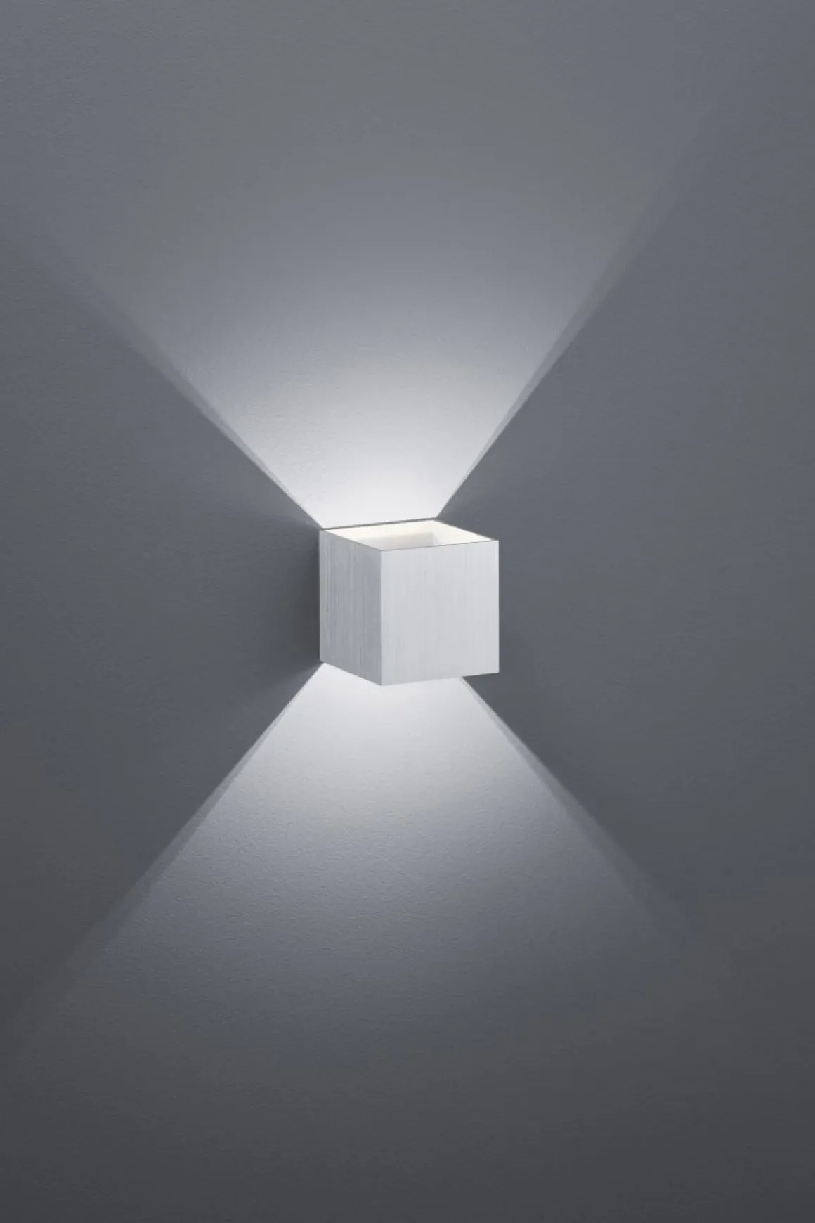 TRIO LED Wandleuchte Louis Alu